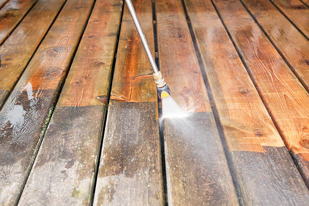 Why Choose Our Certified Pressure Washing Experts for Your Project Needs in Springdale, PA?